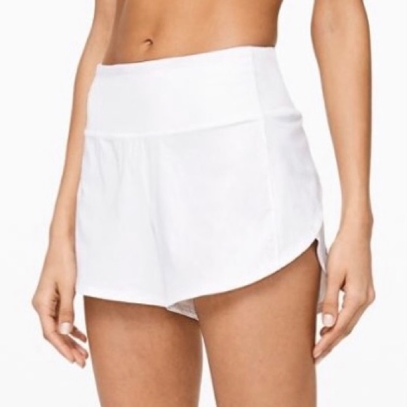 ISO size 6 lululemon shorts with 4” inseam - Picture 3 of 5